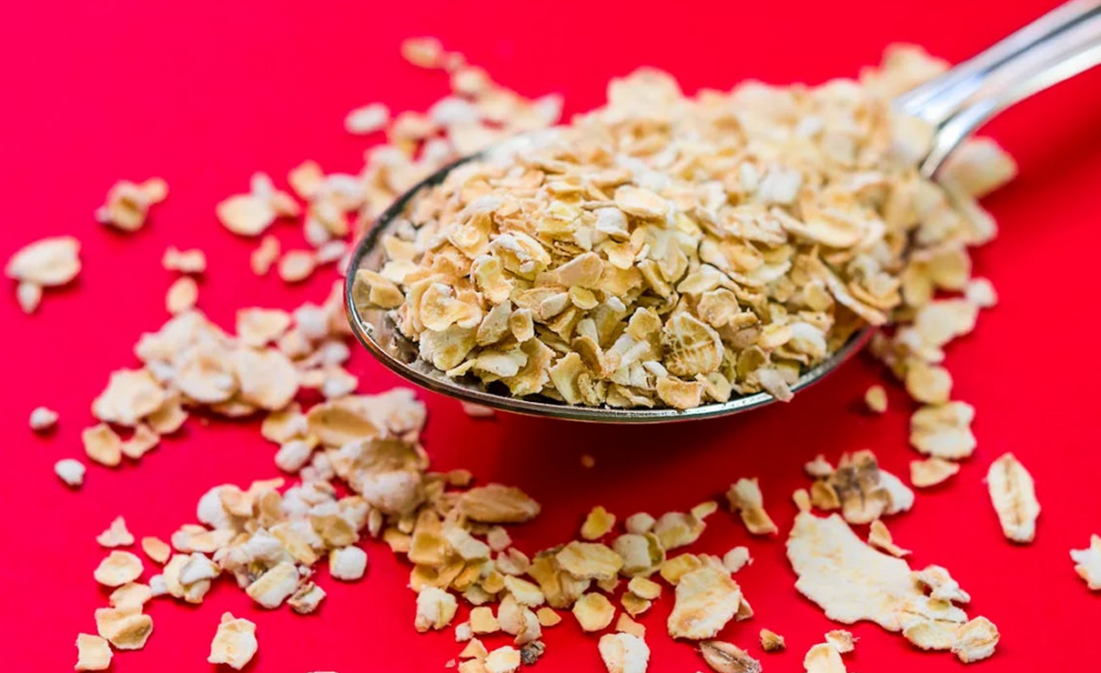 Scoop of healthy carb friendly oatmeal.